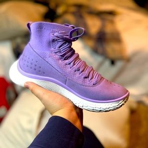 Curry Flotro 4 “Vivid Lilac”